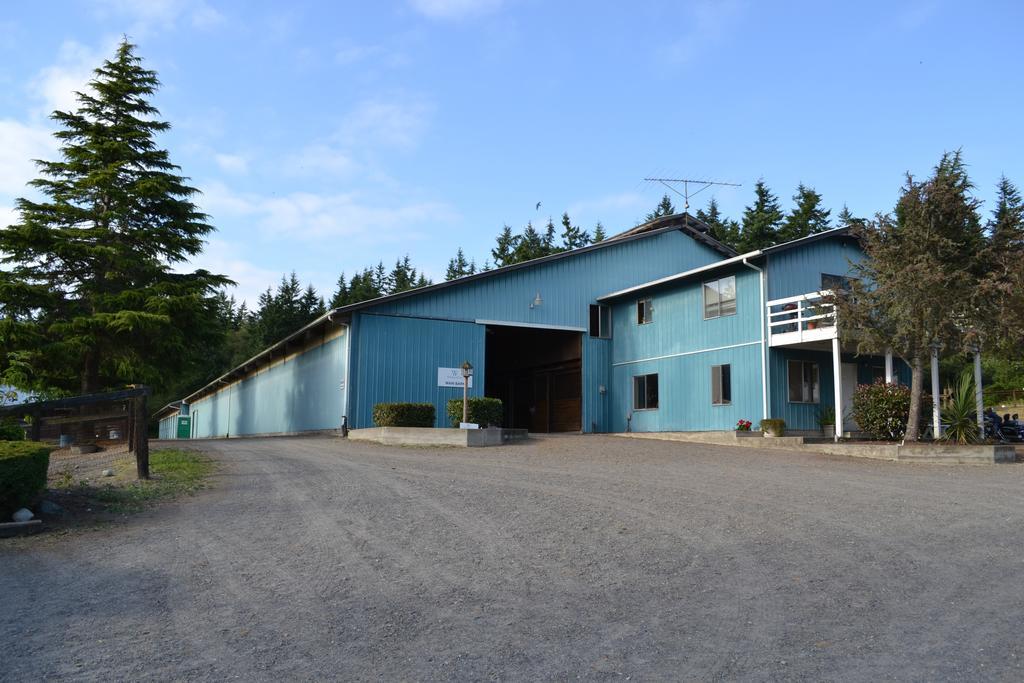 Wildwood Farm Bed & Breakfast Oak Harbor Exterior photo